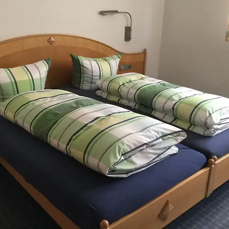 Landgasthaus Waldschaenke 4*