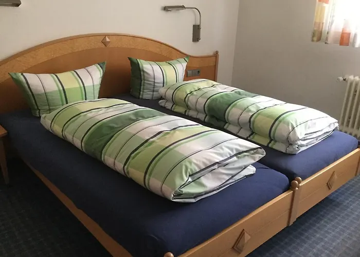 Landgasthaus Waldschaenke 4*